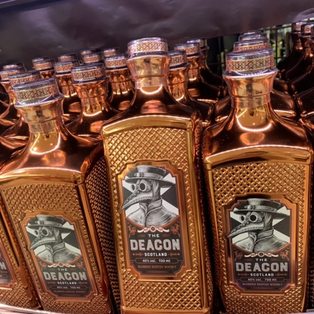 新感覚ウイスキー「ザ・ディーコン」登場！【イオンリカー千歳船橋店 